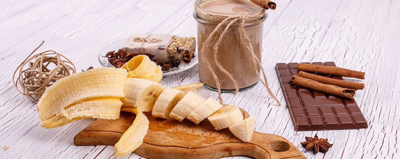 Best Ingredients for a Muscle-Building Shake